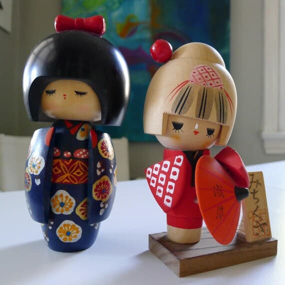 Kokeshi Doll Painting